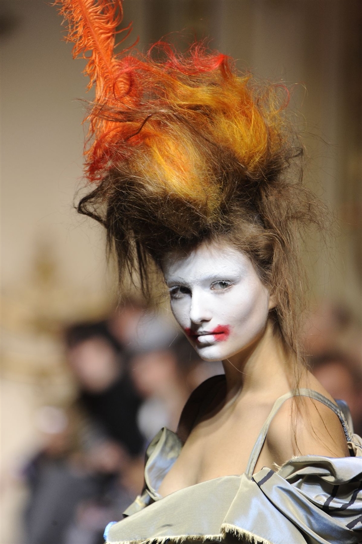 Vivienne Westwood 2010 İlkbahar/Yaz Güzellik