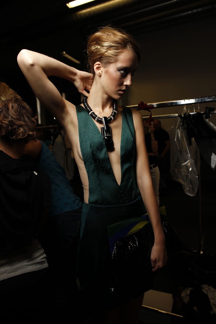 Giorgio Armani 2010 İlkbahar/Yaz Çekim Arkası