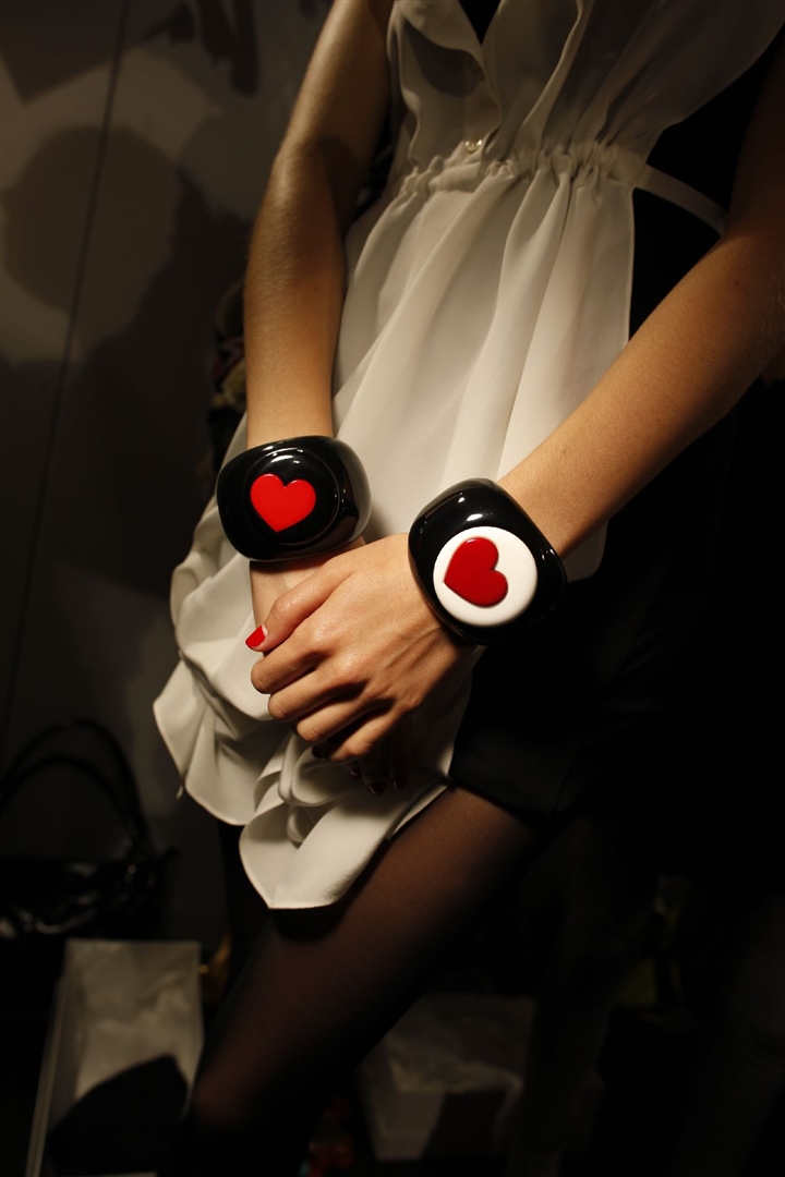 Moschino 2010 İlkbahar/Yaz Detay