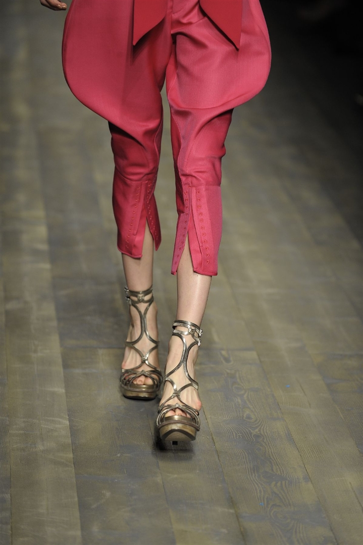 Salvatore Ferragamo 2010 İlkbahar/Yaz Detay