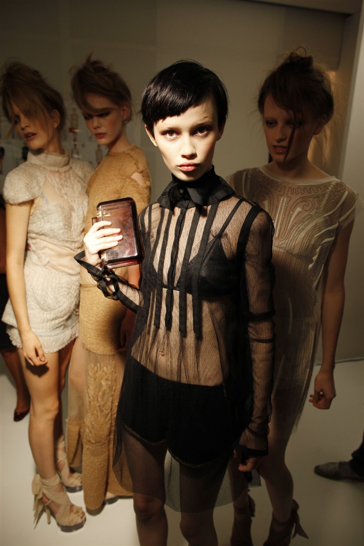 Fendi 2010 İlkbahar/Yaz Çekim Arkası