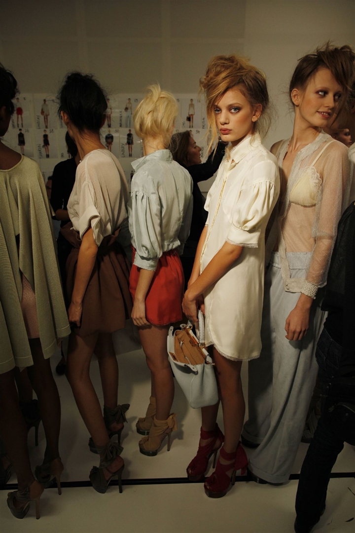Fendi 2010 İlkbahar/Yaz Çekim Arkası