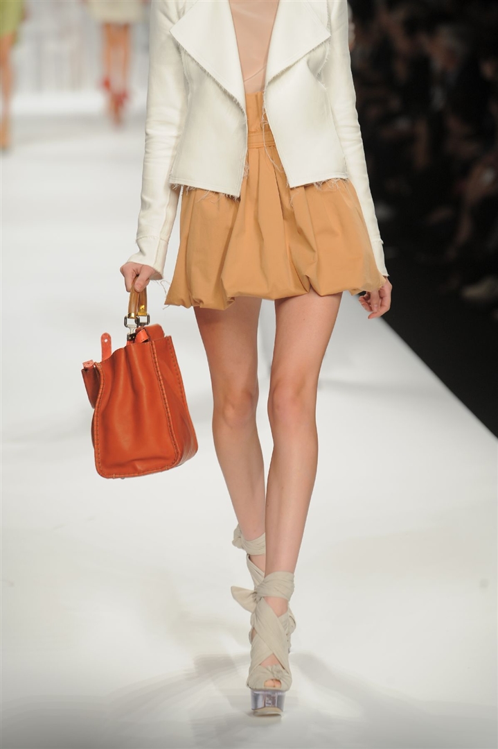Fendi 2010 İlkbahar/Yaz Detay