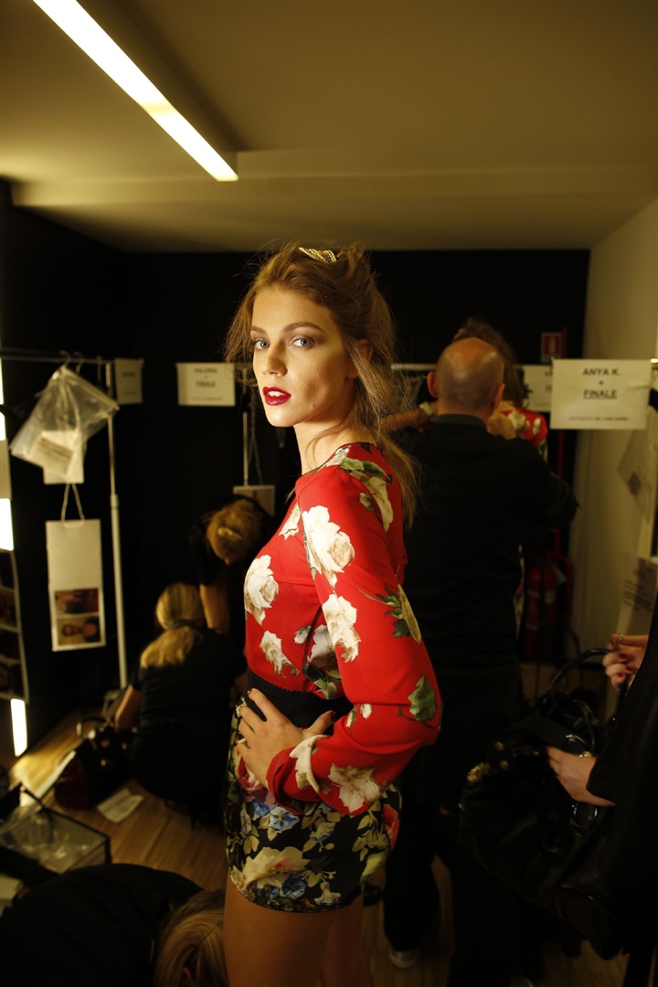 Dolce & Gabbana 2010 İlkbahar/Yaz Çekim Arkası