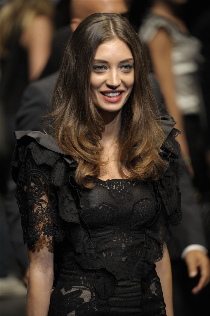 Dolce & Gabbana 2010 İlkbahar/Yaz Ön Sıradakiler