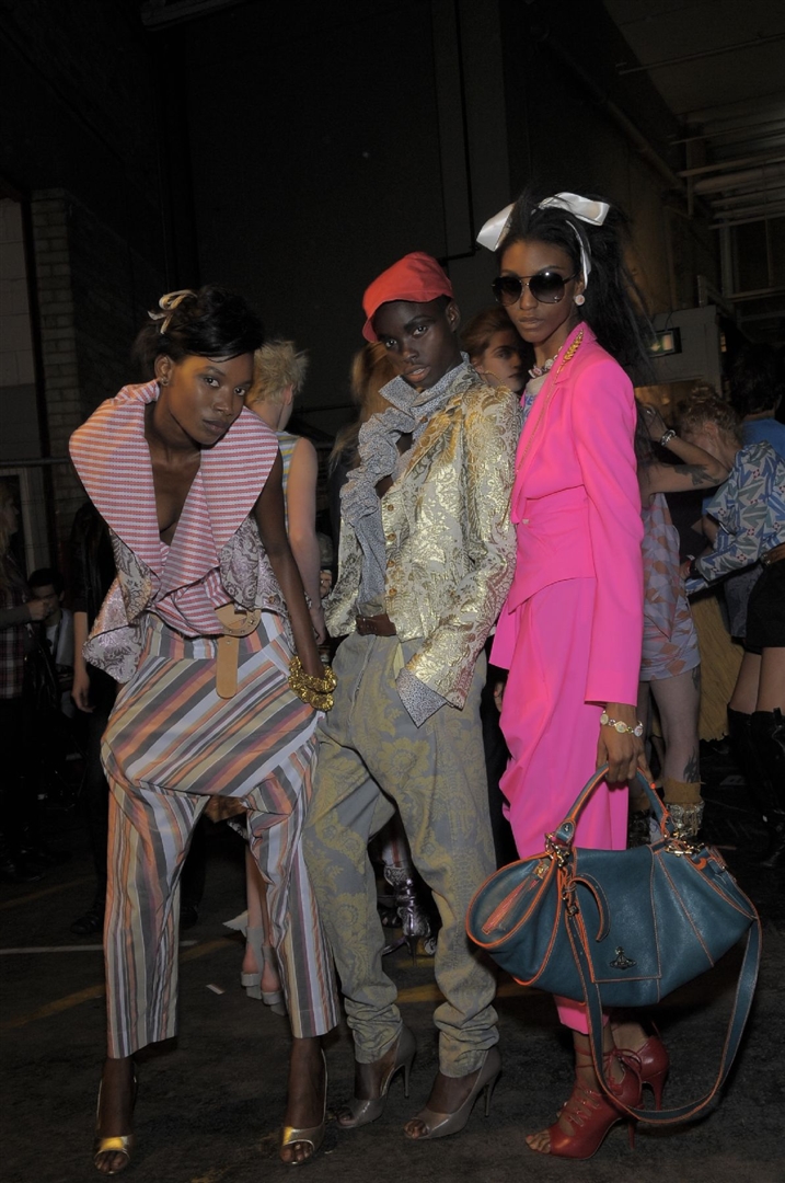 Vivienne Westwood Red Label 2010 İlkbahar/Yaz Çekim Arkası