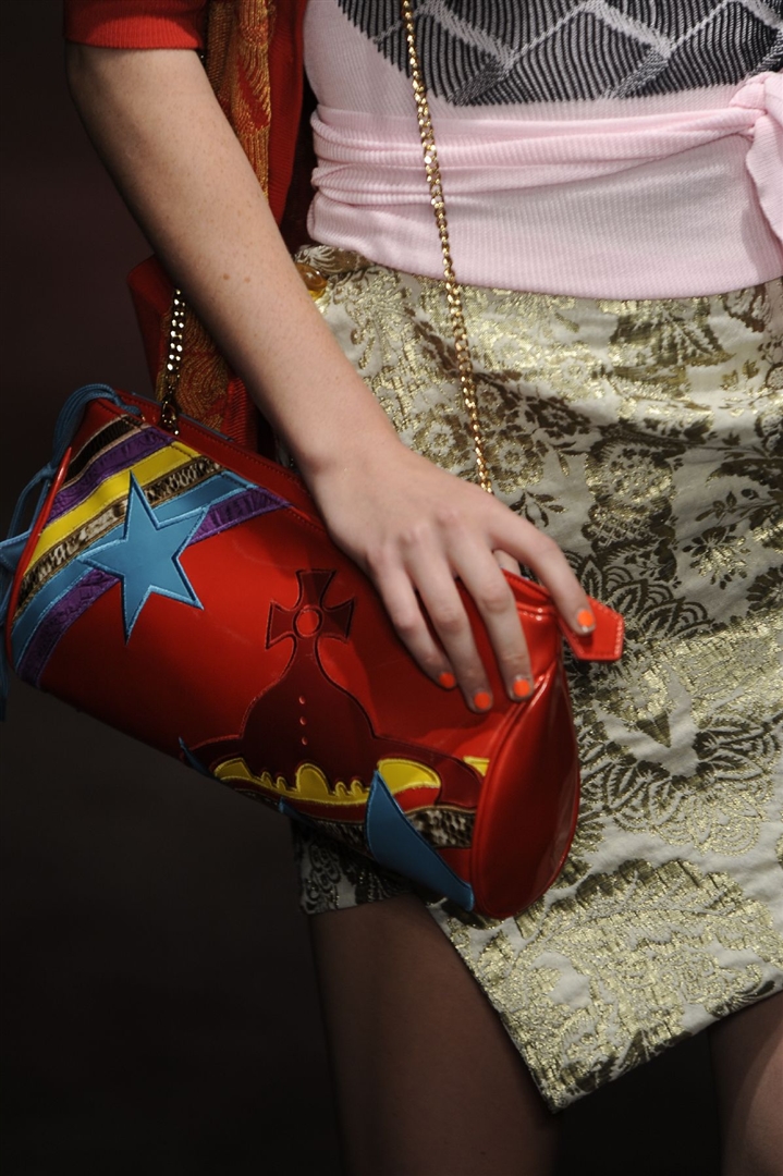 Vivienne Westwood Red Label 2010 İlkbahar/Yaz Detay