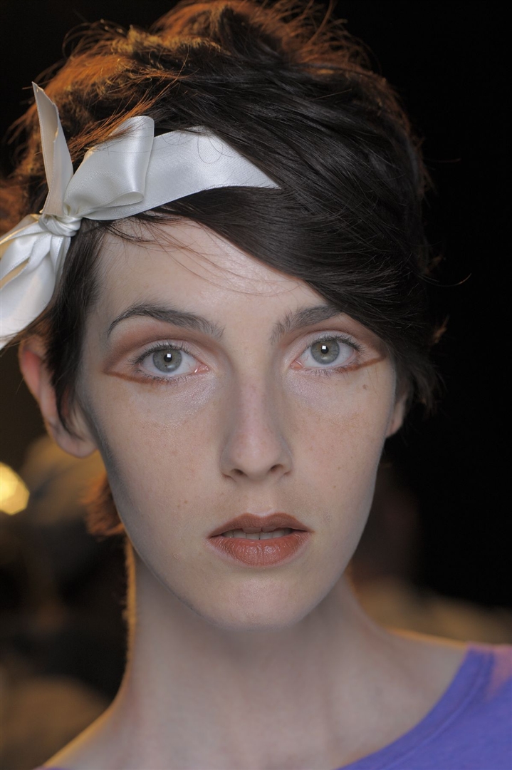 Vivienne Westwood Red Label 2010 İlkbahar/Yaz Güzellik