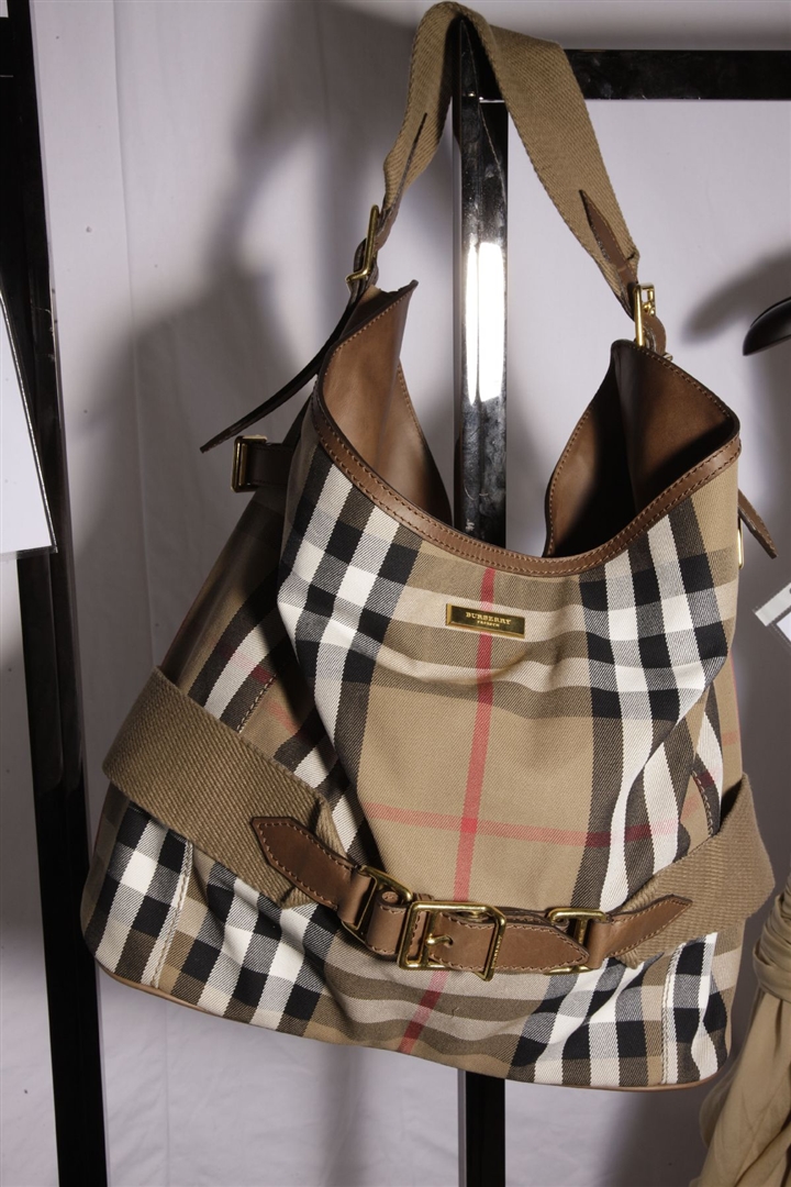 Burberry Prorsum 2010 İlkbahar/Yaz Detay