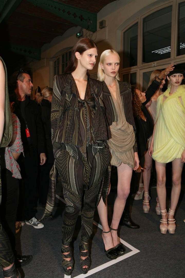 Givenchy 2010 İlkbahar/Yaz Çekim Arkası