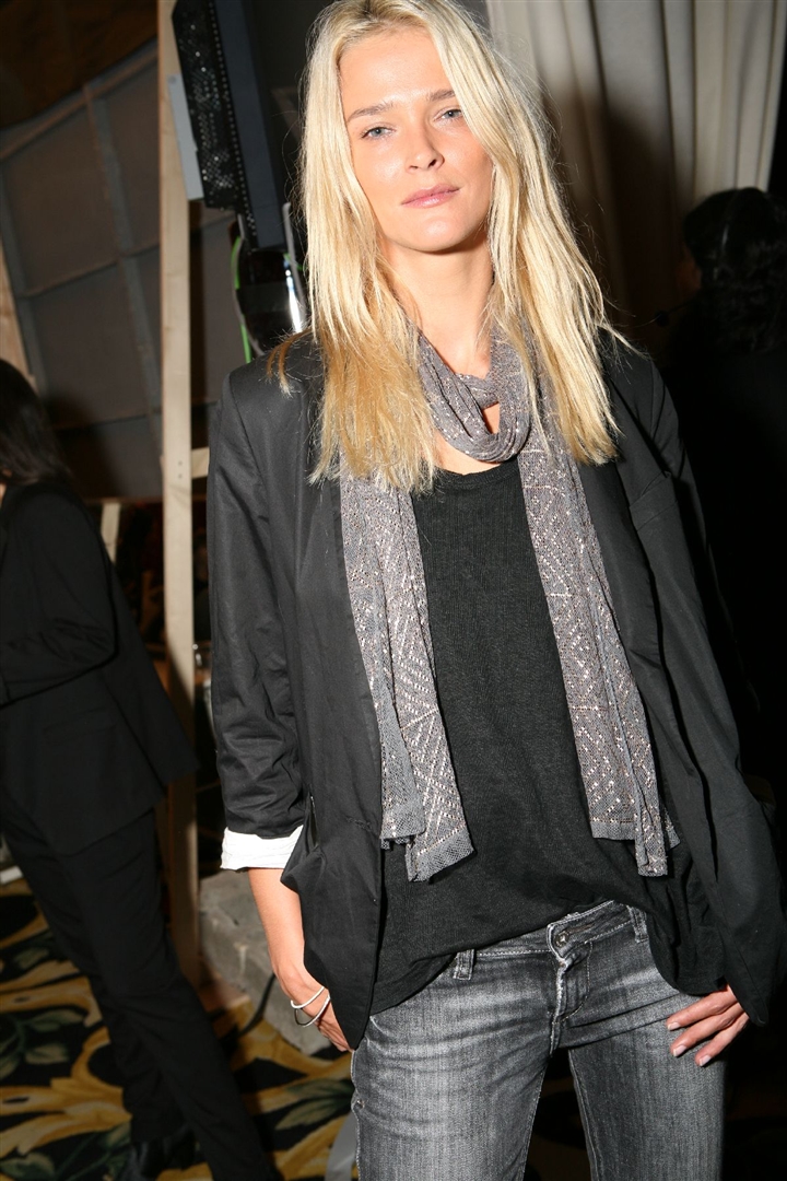 Balmain 2010 İlkbahar/Yaz Çekim Arkası