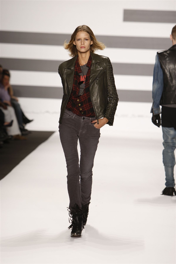 William Rast 2009-2010 Sonbahar/Kış
