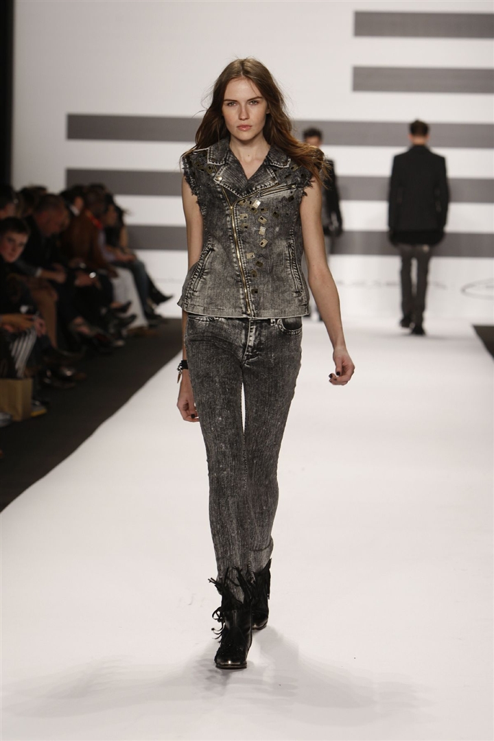 William Rast 2009-2010 Sonbahar/Kış
