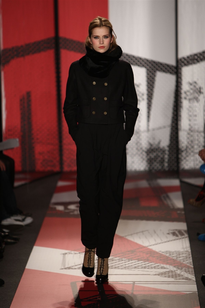 DKNY 2009-2010 Sonbahar/Kış