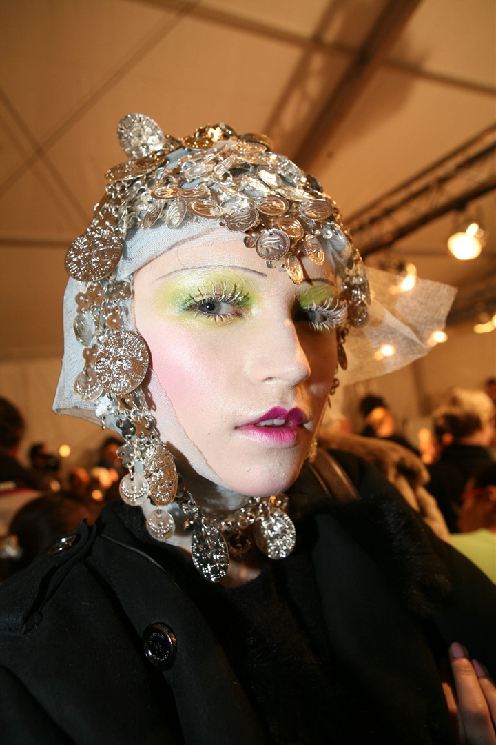 John Galliano 2009-2010 Sonbahar/Kış Güzellik