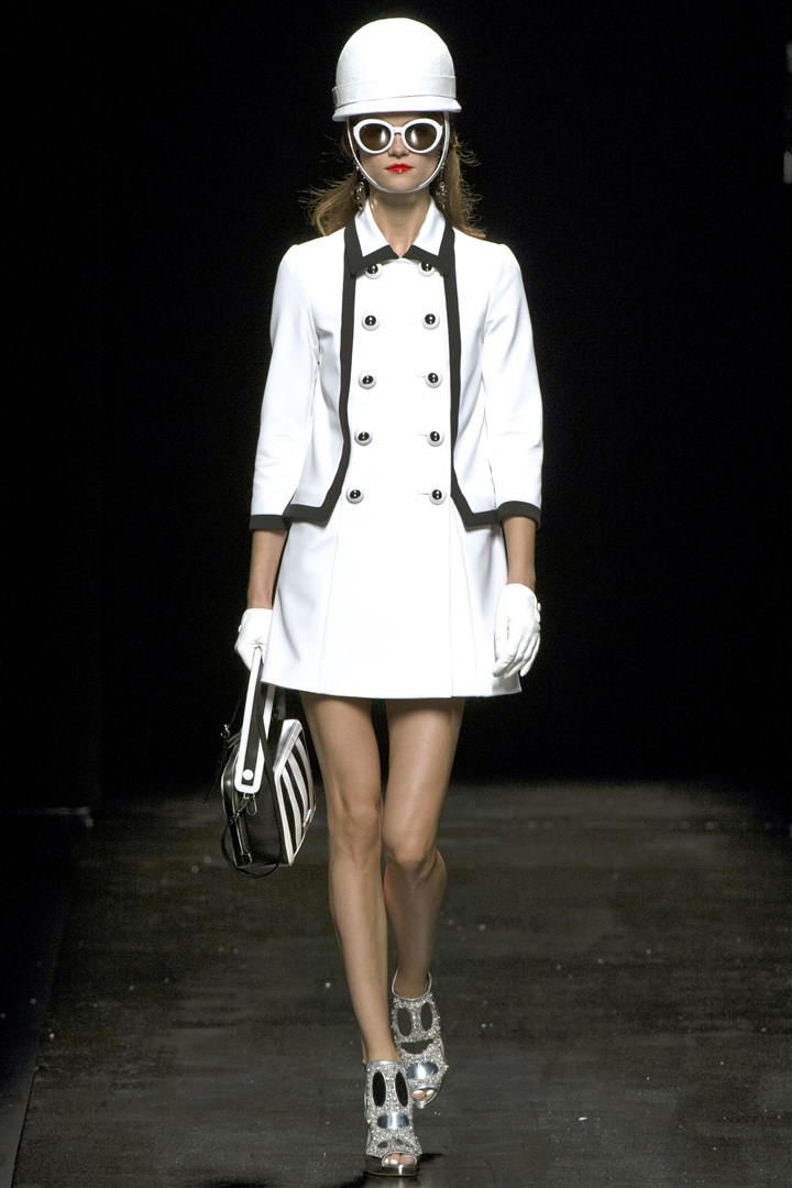 Moschino 2013 İlkbahar/Yaz