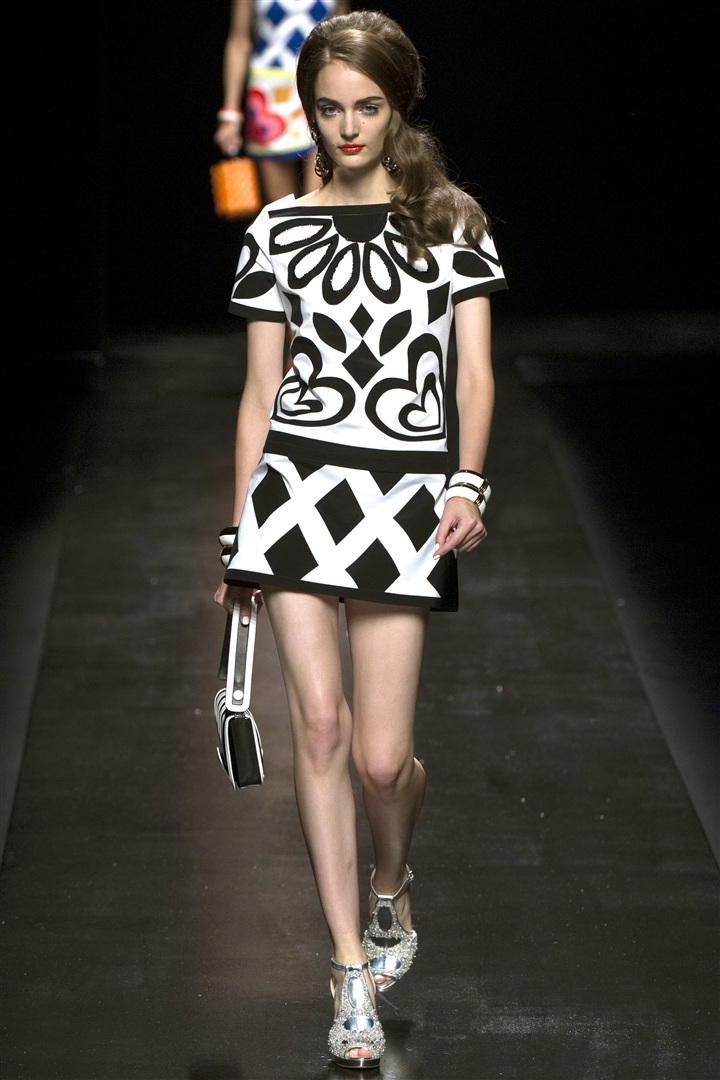 Moschino 2013 İlkbahar/Yaz