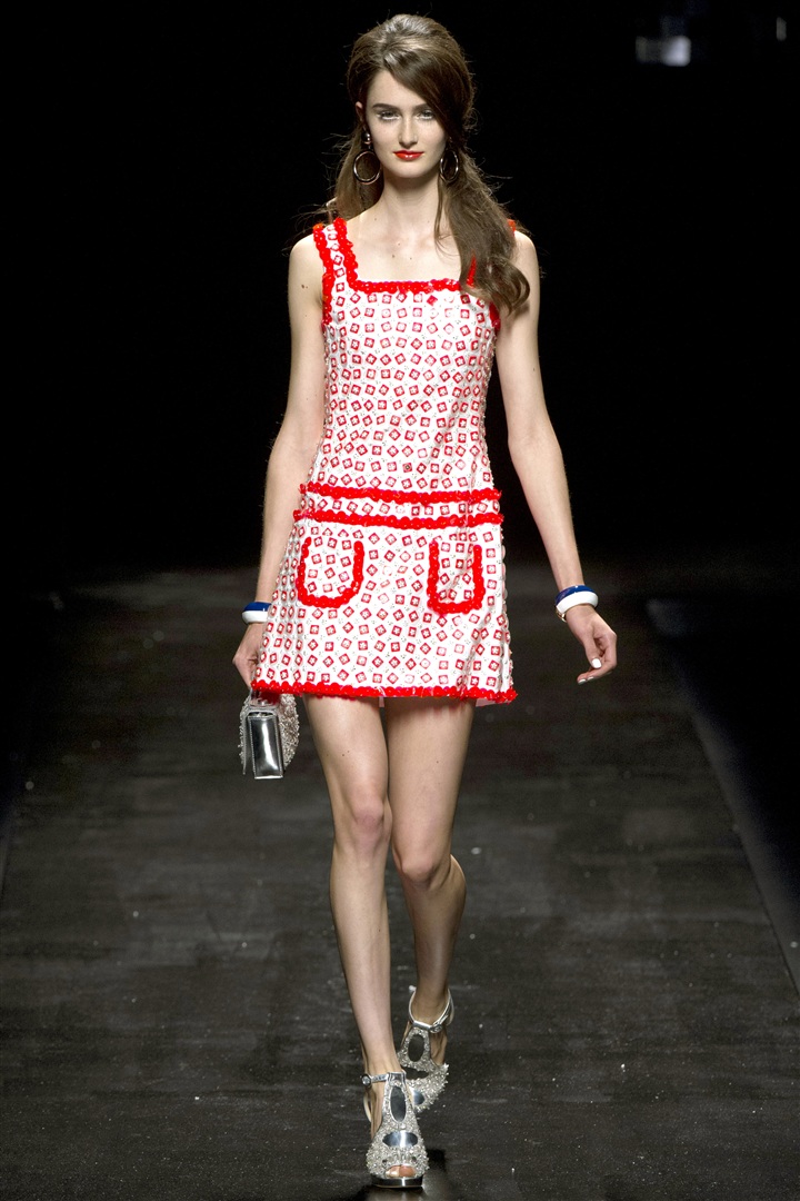 Moschino 2013 İlkbahar/Yaz