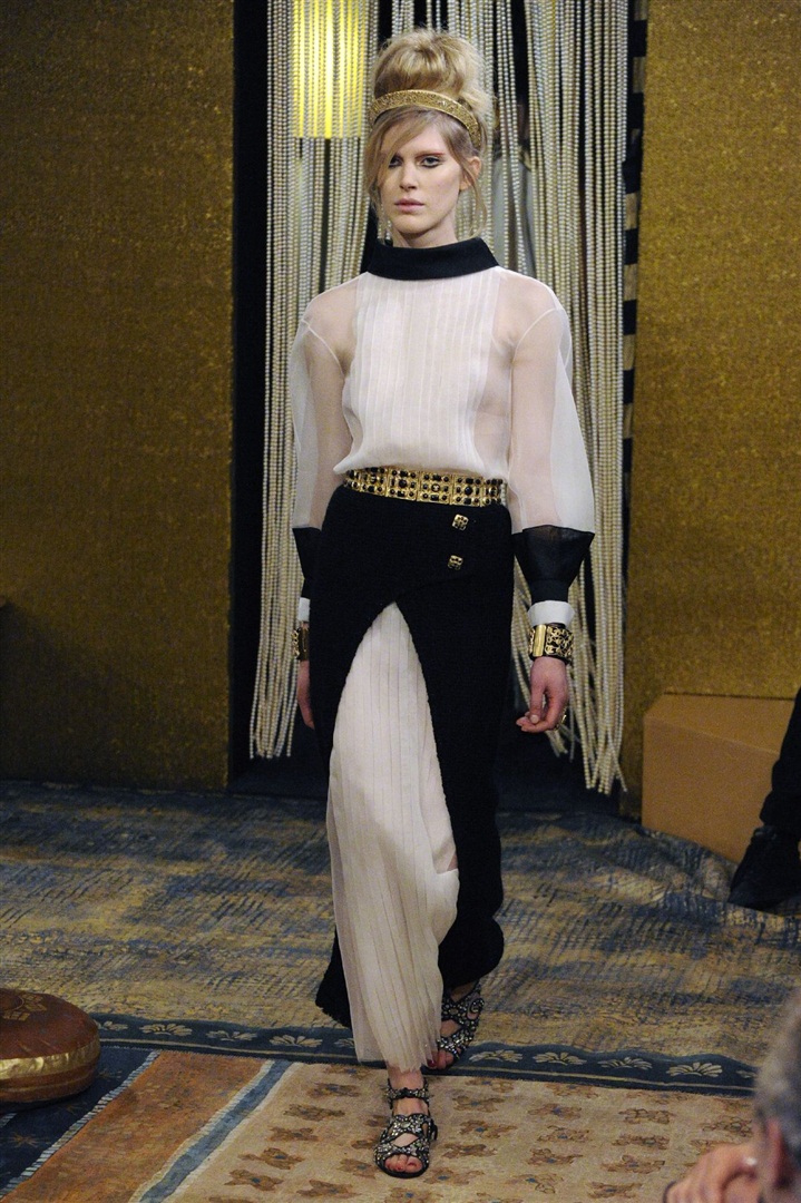 Chanel 2011 Pre-Fall Koleksiyonu, Bizans'ın zengin mirasından ilham alıyor.