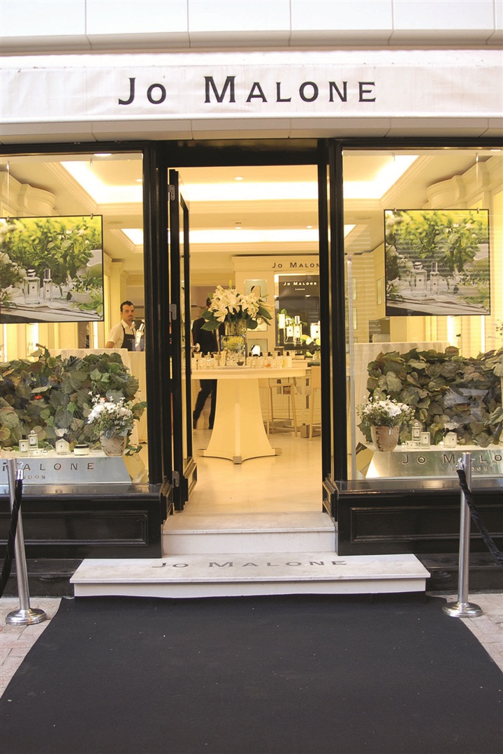 Nişantaşı'nda Fashion's Night Out'a katılan markalar ve mekanlar için tıklayın.