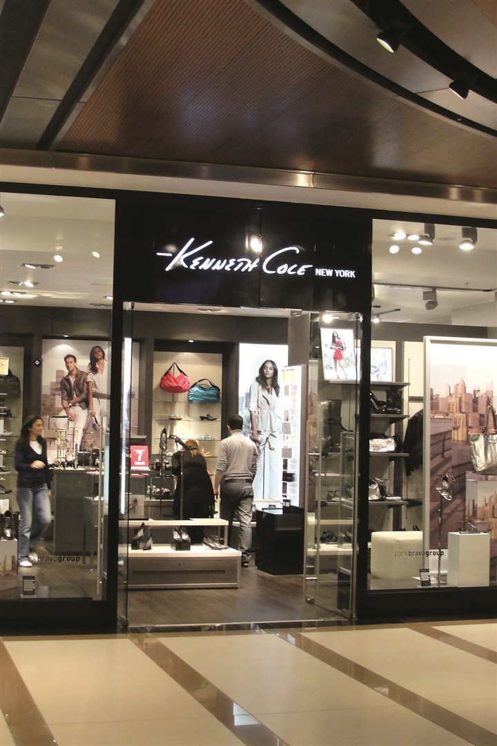 Nişantaşı'nda Fashion's Night Out'a katılan markalar ve mekanlar için tıklayın.