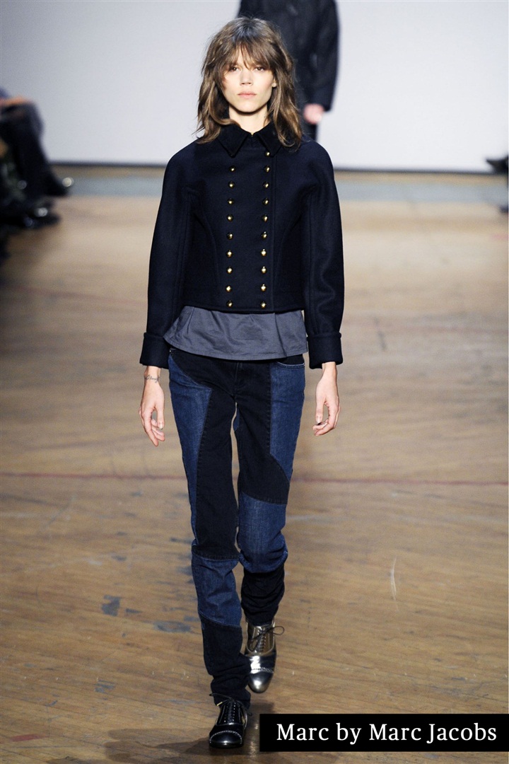 Denim kumaşlar 2010 sonbaharına damgasını vurmaya hazır.