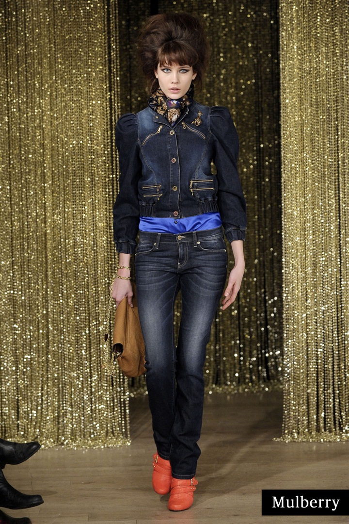 Denim kumaşlar 2010 sonbaharına damgasını vurmaya hazır.