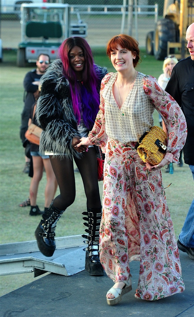 Katılımın giderek arttığı Coachella 2012 festivali Los Angeles'ta gerçekleşti.