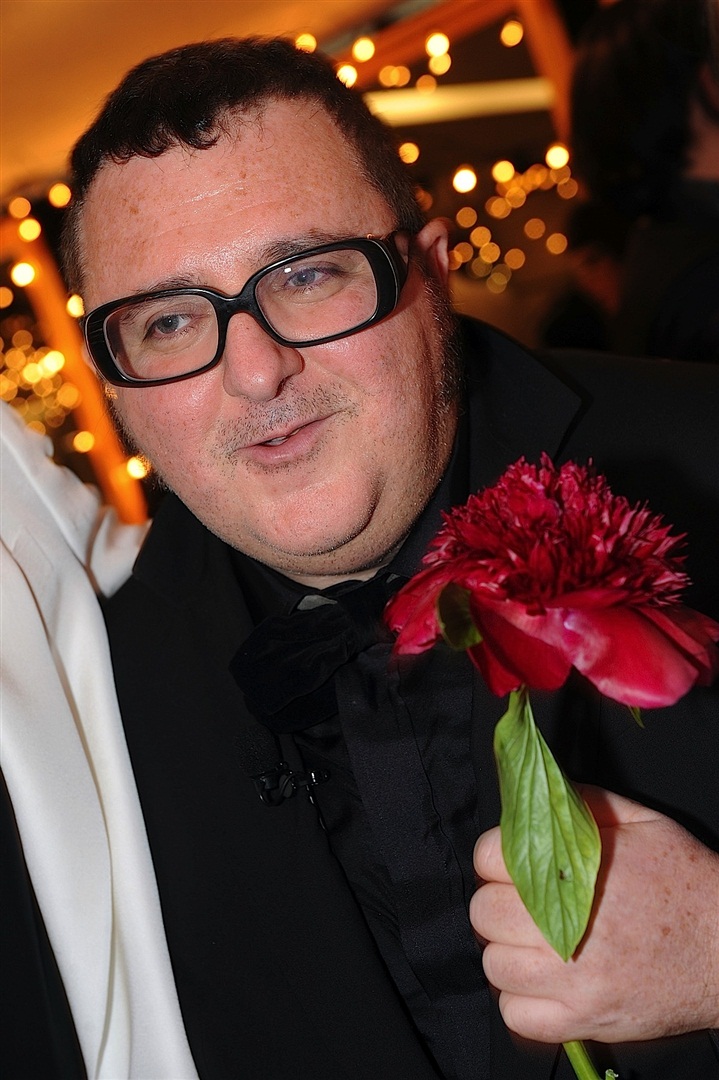 Alber Elbaz, 10. yılını kutladığı Lanvin'in yeni koleksiyonunu Barneys New York'ta sundu.