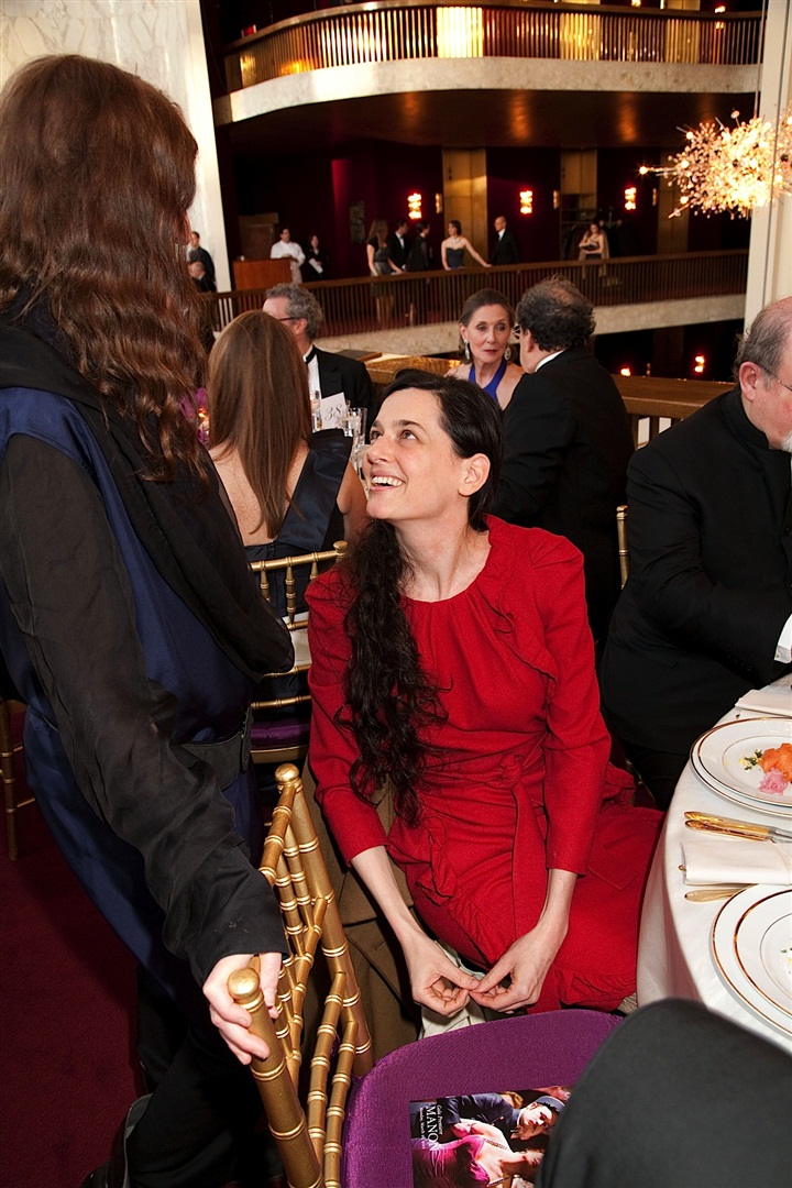 New York Metropolitan Operası'nın yeni temsili Manon bir davetle kutlandı.