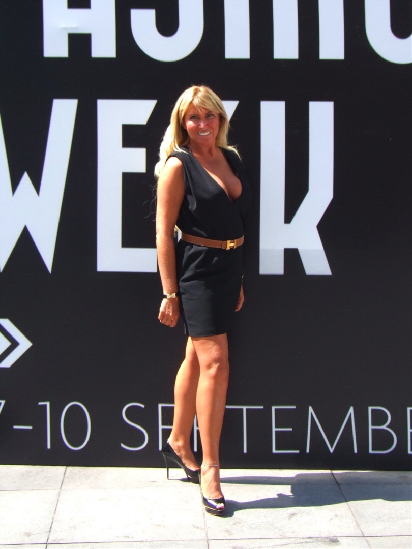 İstanbul Fashion Week'te sadece podyumda değil sokakta da moda vardı. 