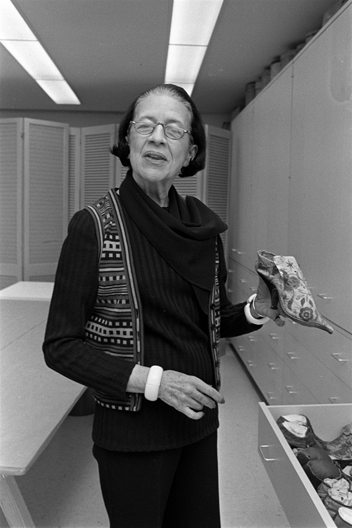 1962-1971 arasında Vogue Amerika'nın editörlüğünü yapan Diana Vreeland'ın belgeseli çekildi.