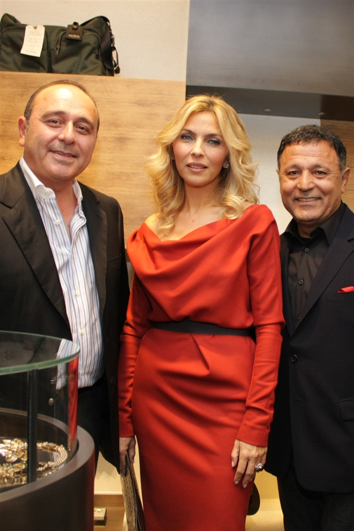 Elie Tahari, Nişantaşı'nda açılan monobrand butiğin açılışı için İstanbul'daydı.