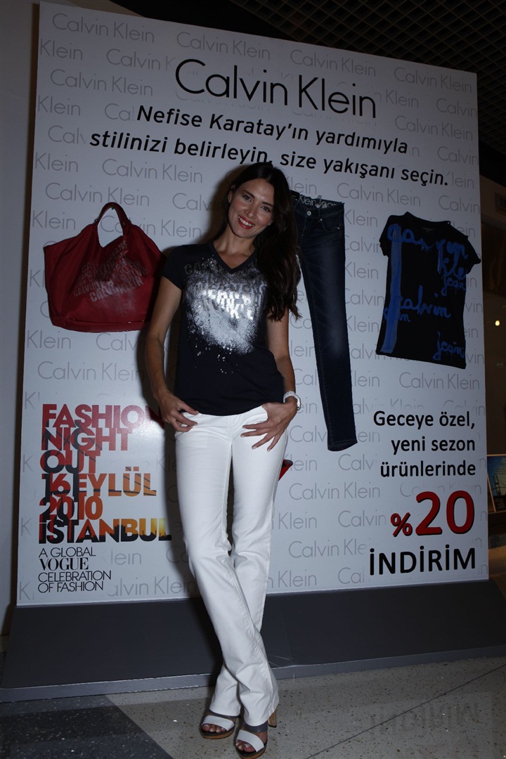 16 Eylül akşamı Fashion's Night Out için herkes sokaktaydı.