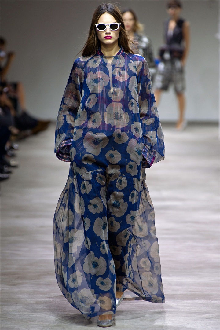 Dries Van Noten 2013 İlkbahar/Yaz