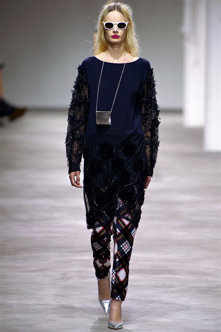 Dries Van Noten 2013 İlkbahar/Yaz