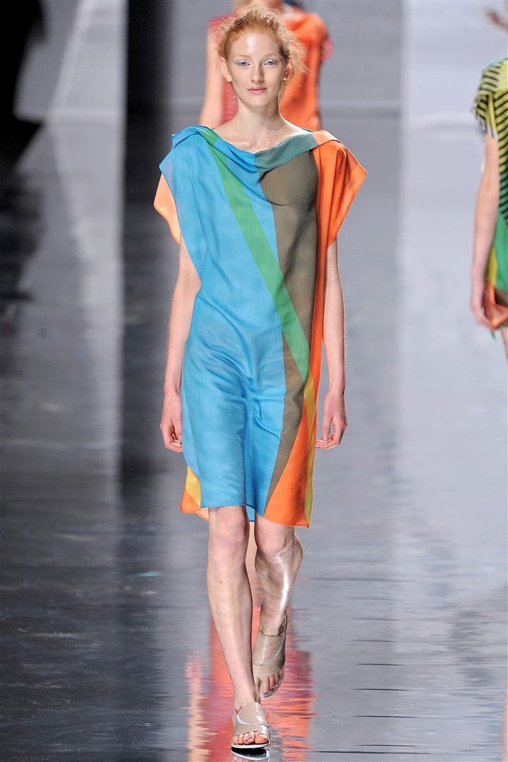 Issey Miyake 2013 İlkbahar/Yaz