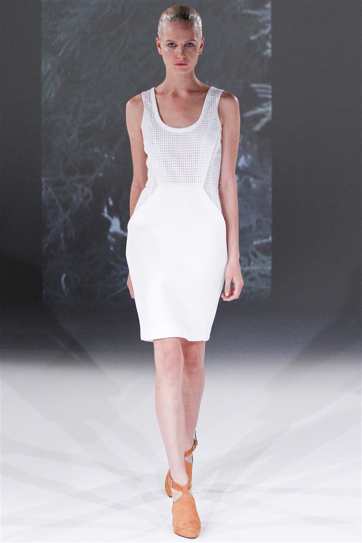 Hussein Chalayan 2013 İlkbahar/Yaz