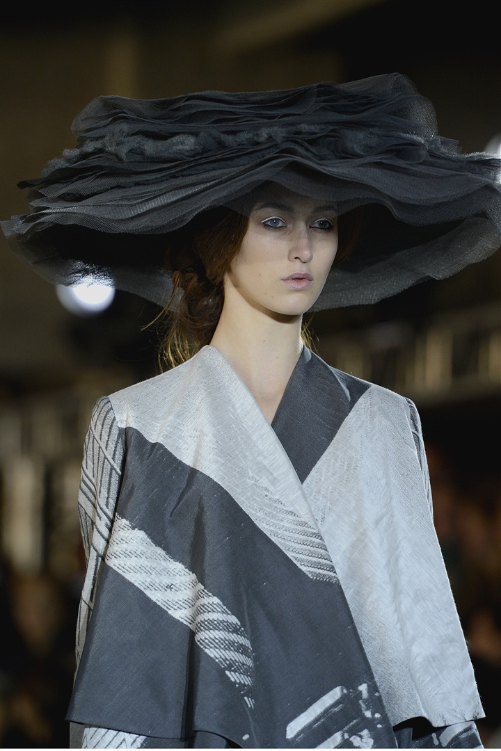 John Galliano 2013 İlkbahar/Yaz Detay