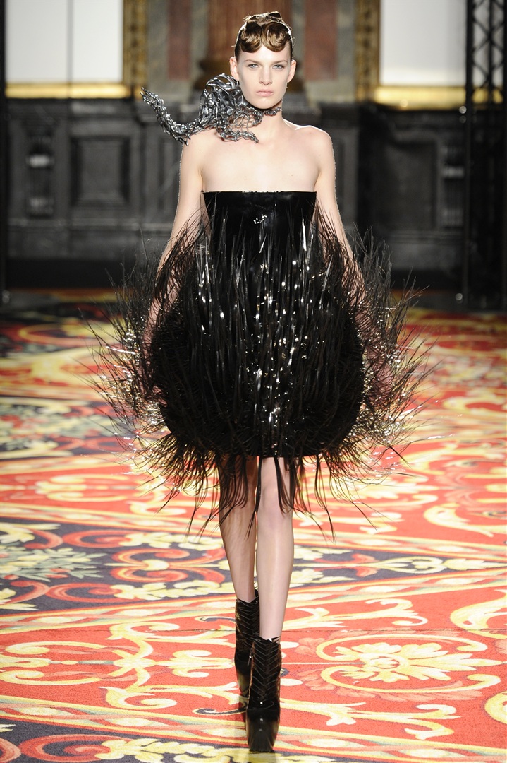 Iris Van Herpen 2013 İlkbahar/Yaz Couture