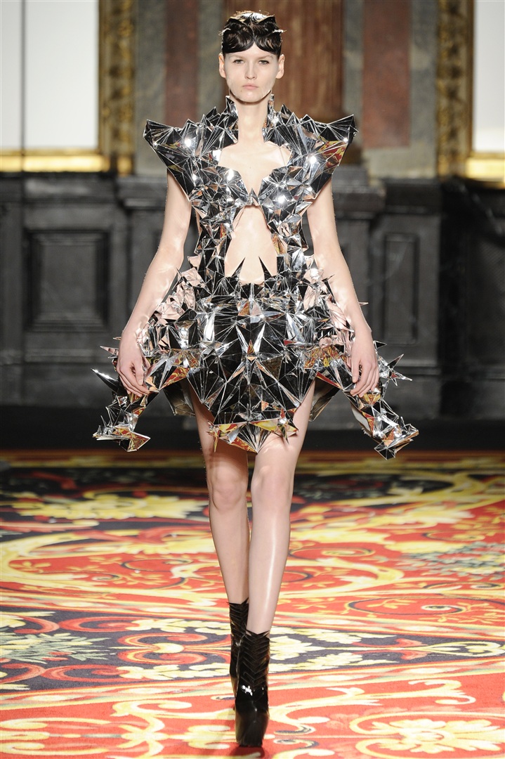 Iris Van Herpen 2013 İlkbahar/Yaz Couture