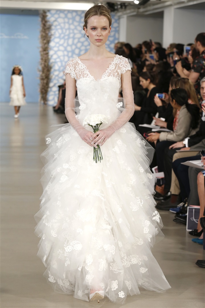 Oscar de la Renta 2014 İlkbahar/Yaz Gelinlik