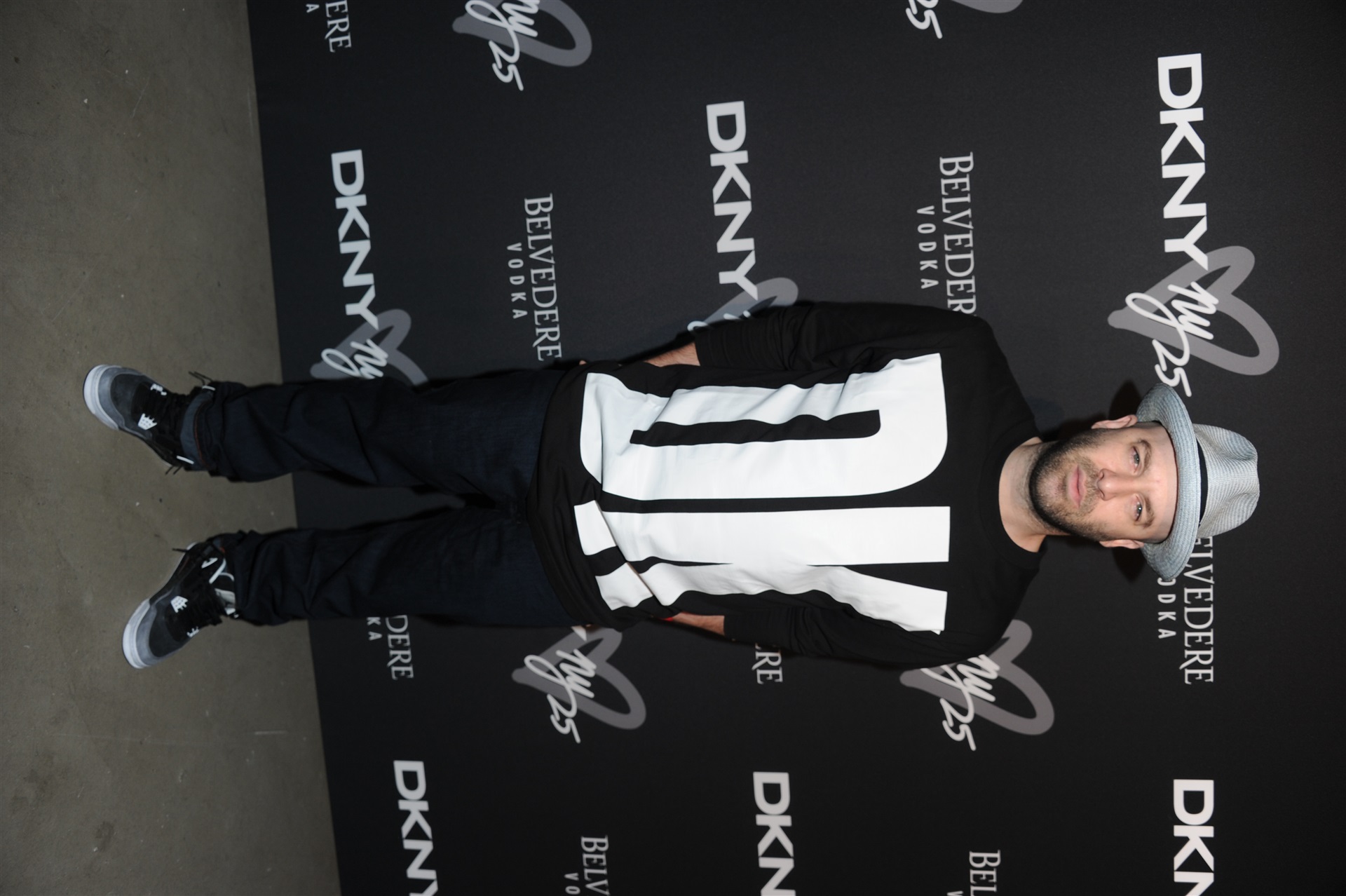 DKNY