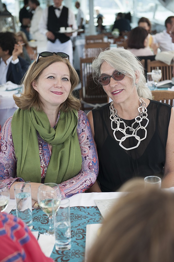 ArtInternational İstanbul açıldı. 