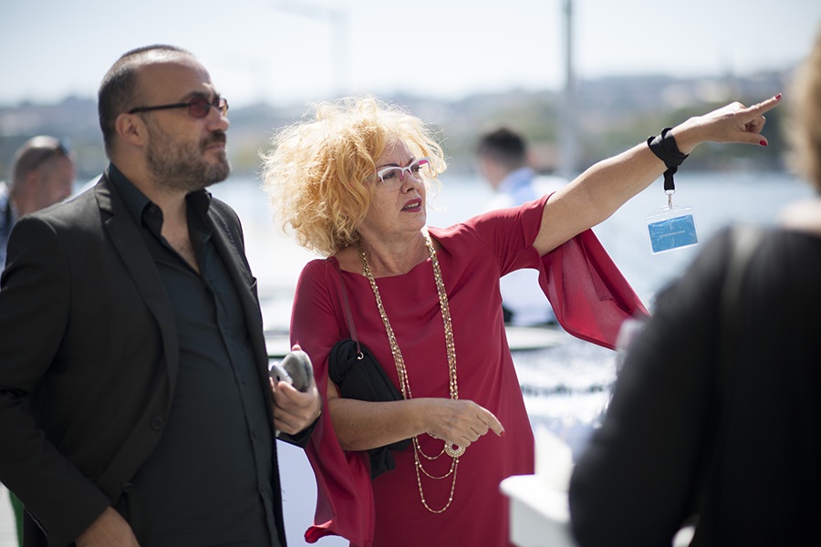 ArtInternational İstanbul açıldı. 