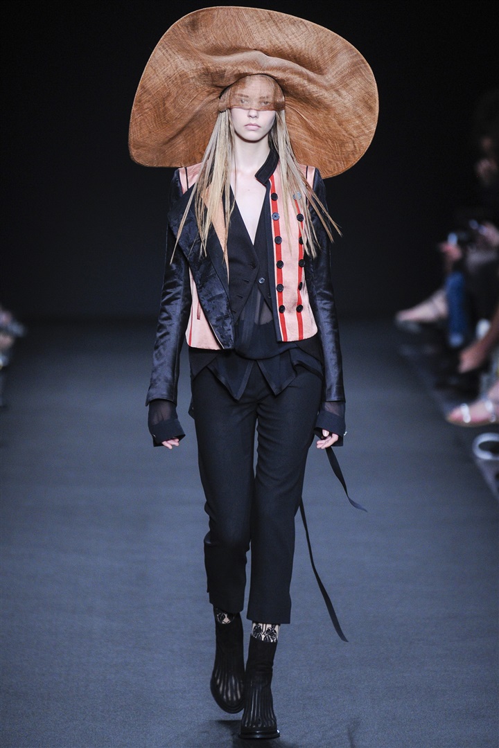 Ann Demeulemeester 2014 İlkbahar/Yaz