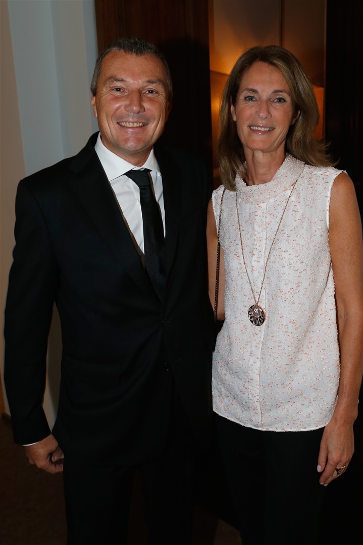 Carla Bruni ve  Emmanuelle Alt'ın düzenlediği Bulgari daveti.