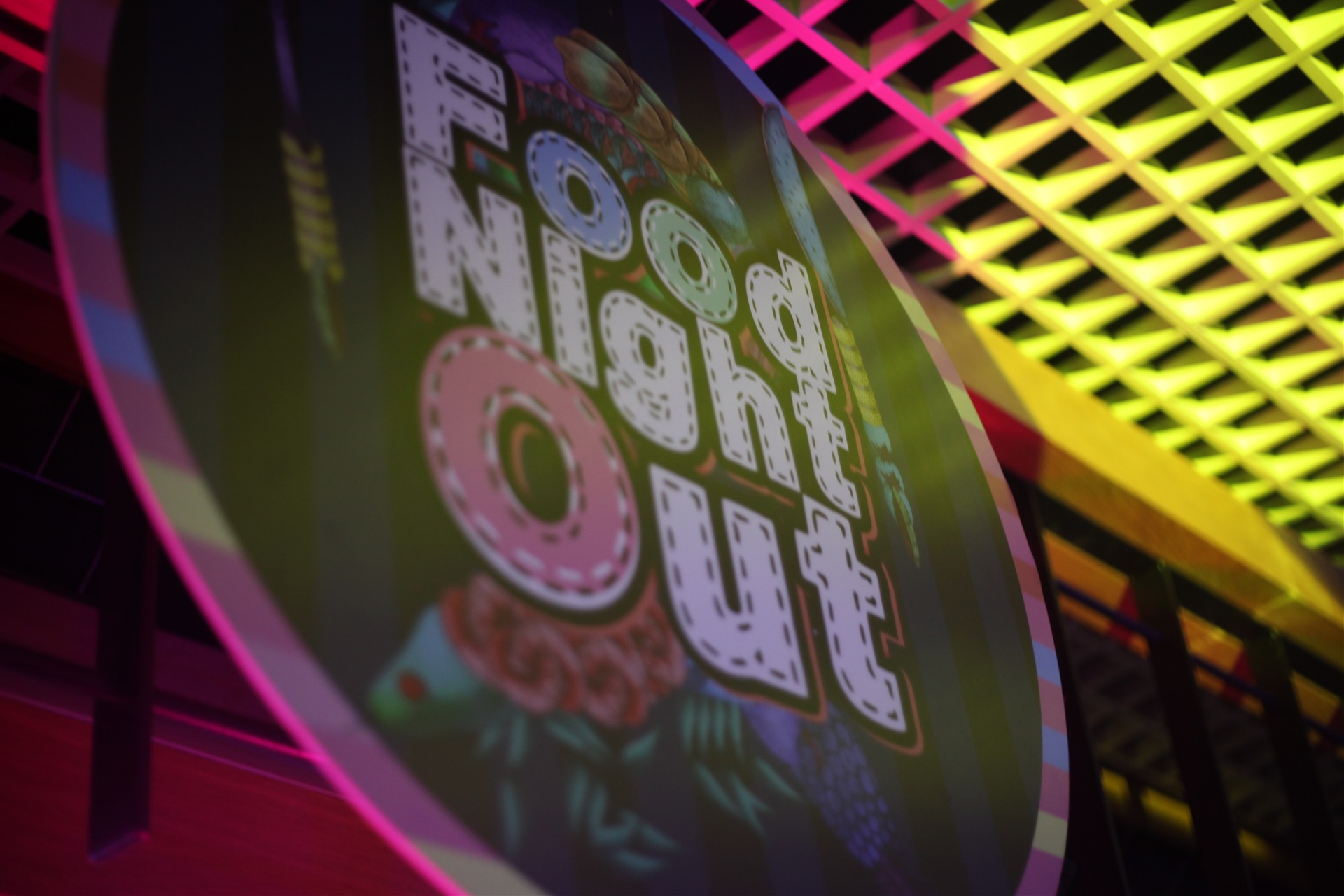 Macro Center marketin duzenledigi Food Night Out partisi