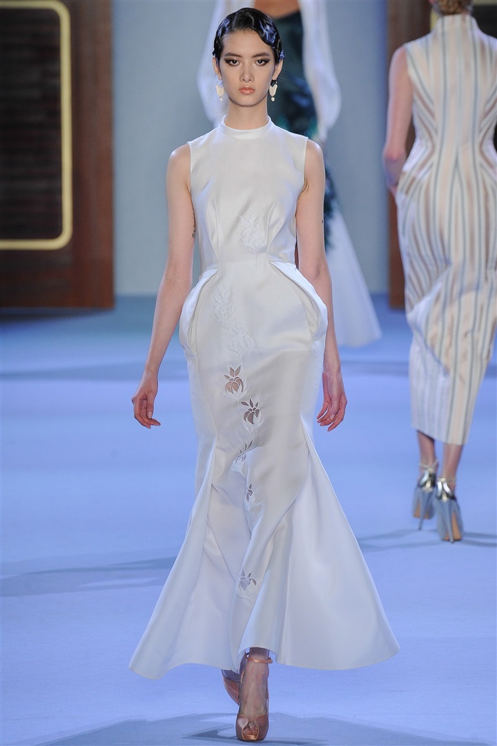 Paris Haute Couture 2014 İlkbahar/Yaz koleksiyonlarından gelinlik fikirleri