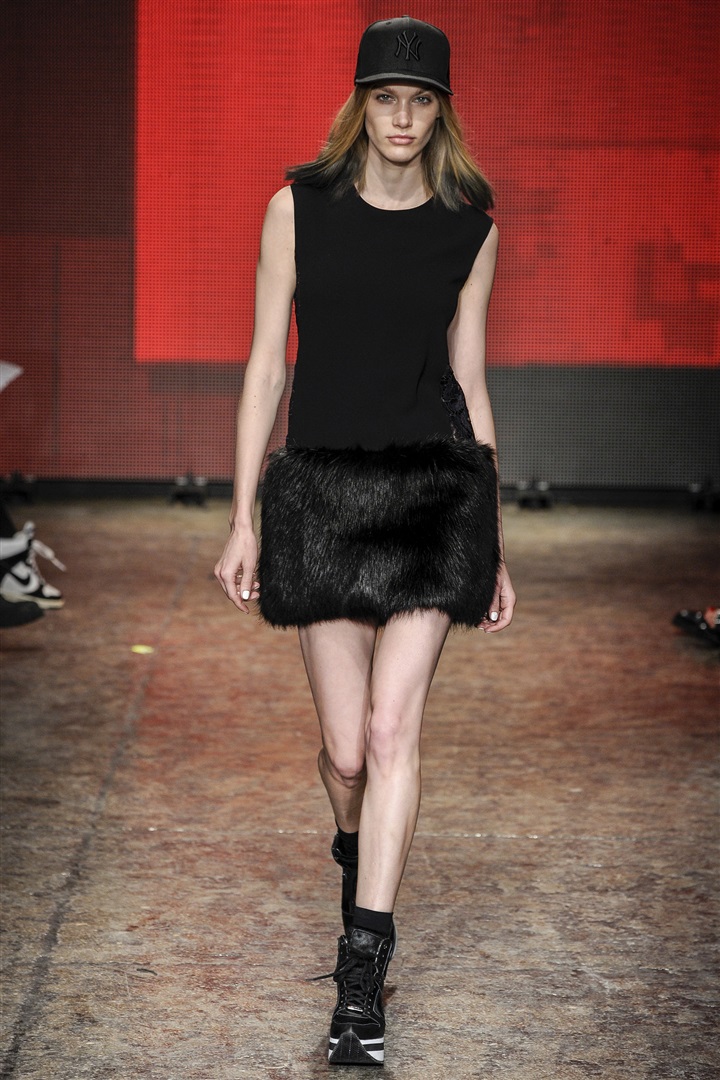 DKNY 2014-2015 Sonbahar/Kış